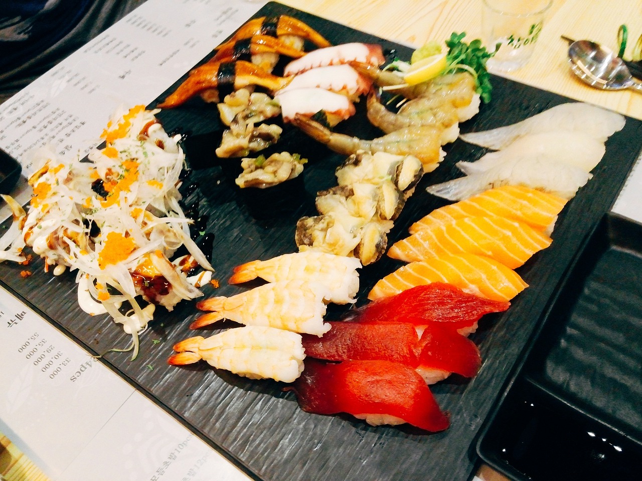 粘豆包里的情感与美食，电视剧世界深度探索