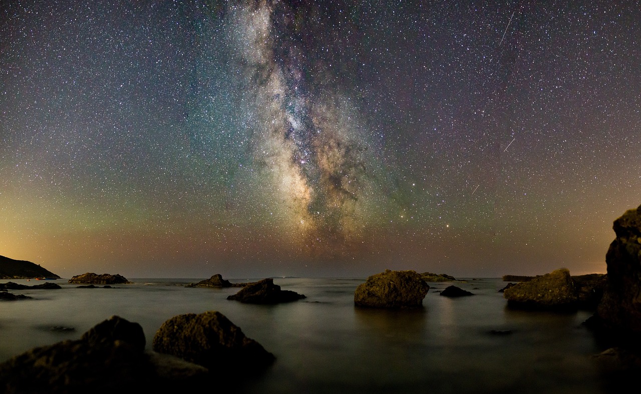 双子座明星的双重魅力，闪耀星空的璀璨之星